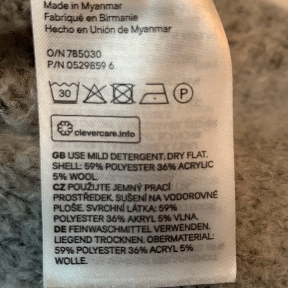 Men’s soft gray long sleeve sweater - Picture 7 of 7